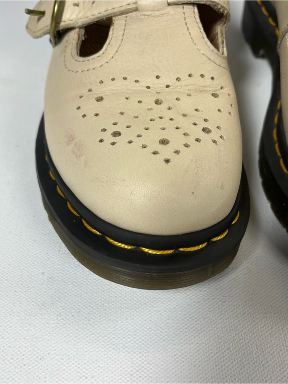 SOLD Dr. Martens Mary Jane 8065 Shoes Leather Buckle Flats Perforated Beige Wome - Picture 5 of 16